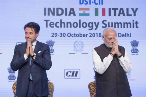 Il presidente del Consiglio, Giuseppe Conte, durante la sua visita in India, 30 ottobre 2018. ANSA/FILIPPO ATTILI/UFFICIO STAMPA PALAZZO CHIGI ++ NO SALES, EDITORIAL USE ONLY ++