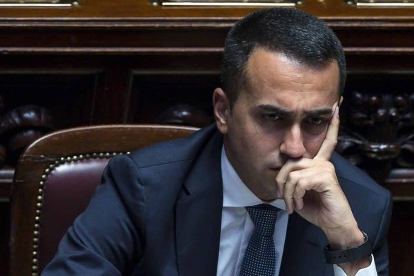 Il ministro del Lavoro, dello Sviluppo economico e vicepremier Luigi Di Maio in aula alla Camera durante la votazione degli emendamenti del Decreto dignità, Roma, 01 agosto 2018. ANSA/ANGELO CARCONI