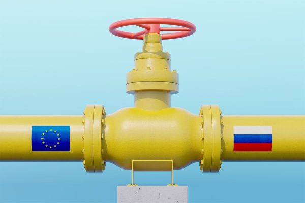 Valve,On,The,Main,Gas,Pipeline,Between,The,European,Union