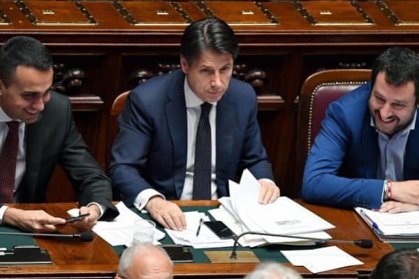 Italian premier Giuseppe Conte (C), flanked by Interior Minister Matteo Salvini (R) and Labour Minister Luigi Di Maio (L), addresses the Lower Chamber asking it to put its confidence in his 5-Star Movement/League coalition government in Rome, Italy, 06 June 2018. Premier Giuseppe Conte is set to address the Lower House for a confidence vote on his government programme Wednesday, the second of two after winning the confidence of the Senate Tuesday night.ANSA/ETTORE FERRARI
