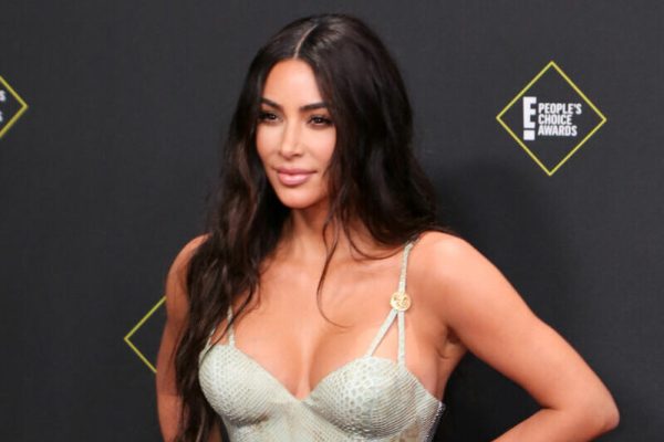 November 10, 2019, Santa Monica, California, U.S: KIM KARDASHIAN poses on the red carpet for the People's Choice Awards, at Barker Hangar. (Credit Image: © Alexander Seyum/ZUMA Wire)