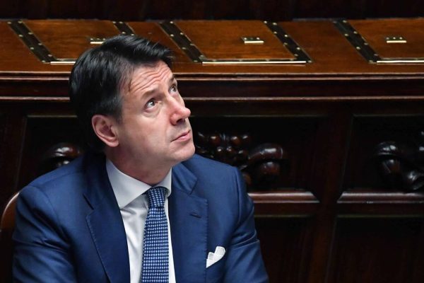 Il presidente del Consiglio, Giuseppe Conte, durante le comunicazioni sul Consiglio europeo del 20 e 21 giugno nell'aula di Montecitorio, Roma, 19 giugno 2019.     ANSA/ETTORE FERRARI