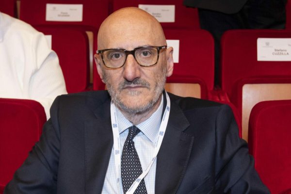 L'amministratore delegato di Poste Italiane, Francesco Caio, in occasione dell'Assemblea di Confindustria 2019 a Roma, 22 maggio 2019. ANSA/CLAUDIO PERI