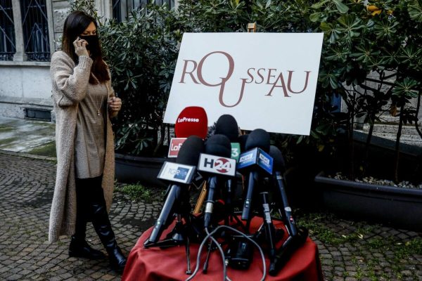 Conferenza stampa del Movimento 5 Stelle prima del voto sulla piattaforma Rousseau nella sede di via Girolamo Morone a Milano, 11 febbraio 2021.ANSA/Mourad Balti Touati
