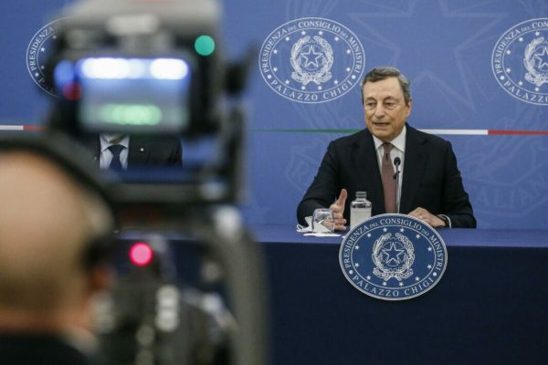 Prime Minister, Mario Draghi during a press conference at the end of a Cabinet meeting that addressed rules for the use of Green Pass against the spread of Covid-19, Rome 2 September, 2021. ANSA/FABIO FRUSTACI/POOL