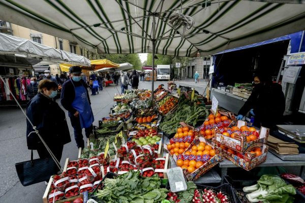 mercato Milano spreco alimentare