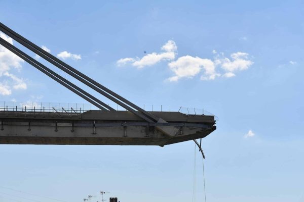 A view of the collapsed Morandi bridge the day after the disaster in Genoa, Italy, 15 August 2018. 
ANSA/LUCA ZENNARO