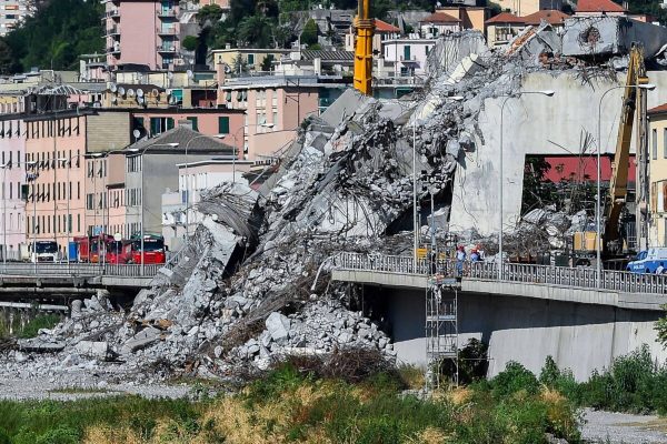 A ministerial commission inspect the rubble of the Morandi highway bridge, which partially collapsed on 14 August, claiming 43 lives, in Genoa, Italy, 27 August 2018. ANSA/SIMONE ARVEDA