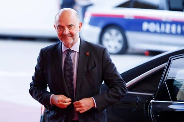 epa07004949 European Commissioner for Economic and Financial Affairs, Pierre Moscovici arrives for an Informal Meeting of Economic and Financial Affairs Ministers (ECOFIN) at the Austria Center Vienna (ACV) in Vienna, Austria, 08 September 2018. Austria hosts a two-day Informal Meeting of Economic and Financial Affairs Ministers (ECOFIN) in Vienna on 07 and 08 September. Austria took over its third Presidency of the European Council from July 2018 until December 2018.  EPA/FLORIAN WIESER