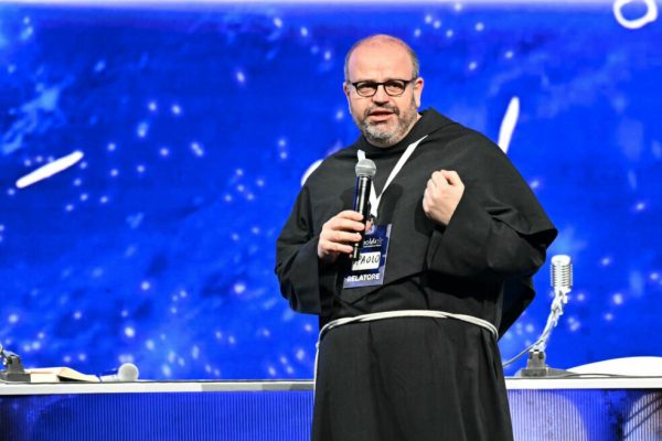 Padre Paolo Benanti attends the event "Riaccendere le stelle" in Florence, Italy, 9 March 2024. "Leopolda" is a former train station, the venue for Matteo Renzi's annual three-day political brainstorming event.
ANSA/CLAUDIO GIOVANNINI