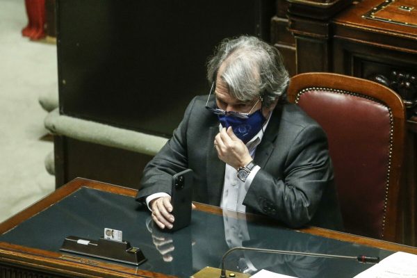 Renato Brunetta, ministro della pubblica amministrazione, durante le dichiarazioni di voto sul DEF 2021 (documento di economia e finanza), nellaula della Camera, Roma 22 aprile 2021. ANSA/FABIO FRUSTACI