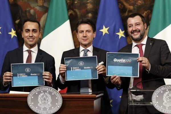 Italian Prime Minister Giuseppe Conte (C), Italian Deputy Premier and Labour and Industry Minister Luigi Di Maio (L) and Italian Deputy Premier and Interior Minister, Matteo Salvini, attend a press conference after a Cabinet at Chigi Palace in Rome, Italy, 17 January 2019.
ANSA/RICCARDO ANTIMIANI