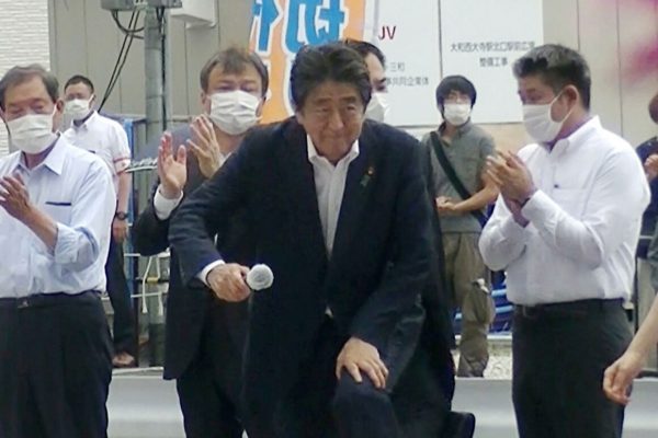 shinzo abe giappone premier