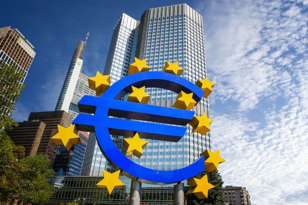 Frankfurt,,Germany,-,April,5,,2019:,The,Big,Euro,Sign
