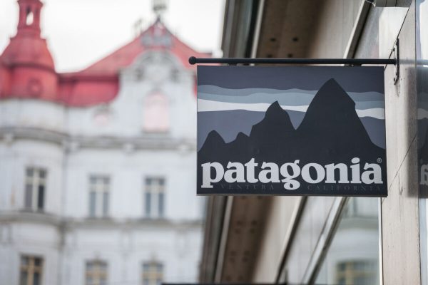 Prague,,Czechia,-,November,1,,2019:,Patagonia,Logo,In,Front