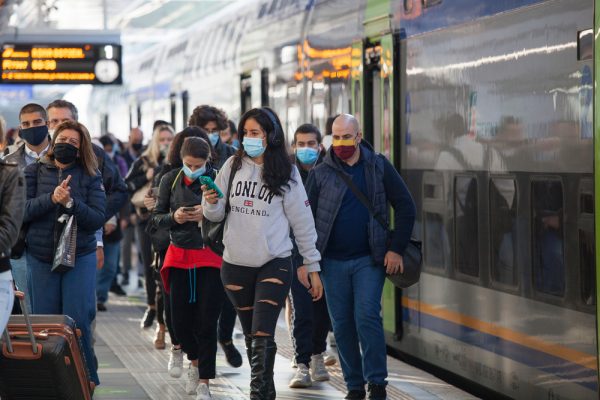 Rome,,Italy,-,October,01,2020:,Pedestrians,,Wearing,Protective,Face