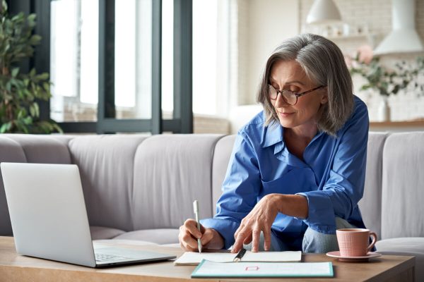 lavoratrice pensione lavoro