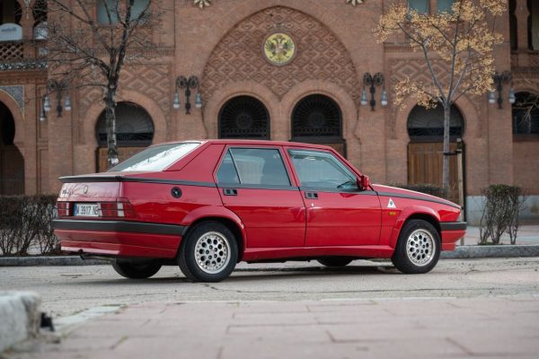 auto, alfa 75