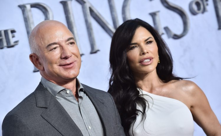 Jeff Bezos e Lauren Sanchez