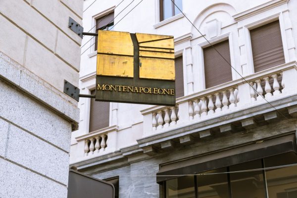 via Montenapoleone