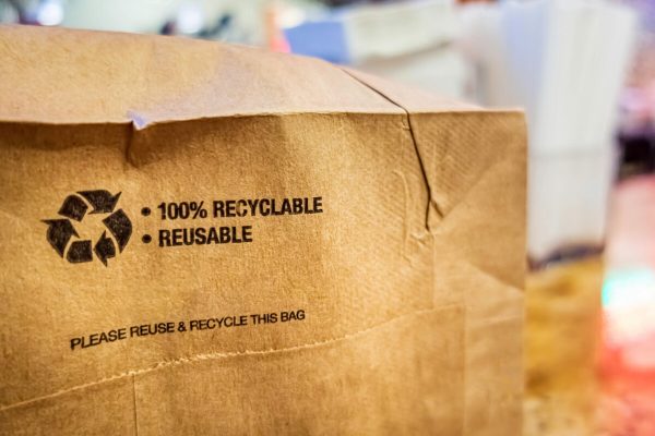 sostenibilità commercio gdo sacchetto riciclabile