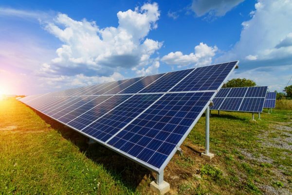 sostenibilità, fotovoltaico, eolico