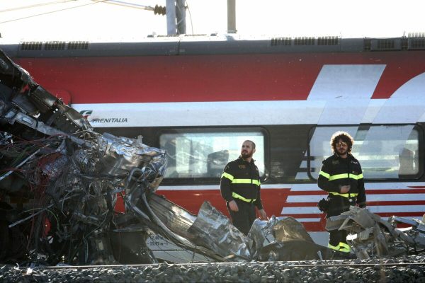 Firefighters at work near the train that derailed in Livraga, near Lodi, northern Italy, 06 February 2020.  A high-speed train derailed near Lodi in northern Italy on Thursday killing the two drivers and injuring 31 passengers and staff. There were 28 passengers on board. The train, travelling from Milan to Salerno, was outside Livraga when the accident happened. Two of the injured have been taken to hospital in code yellow. According to a preliminary reconstruction, the train's engine derailed and first hit a trolley car that was on a parallel line and then hit a railway building where it came to a halt. The rest of the train was said to have continued running until the second carriage overturned.
ANSA / MATTEO BAZZI