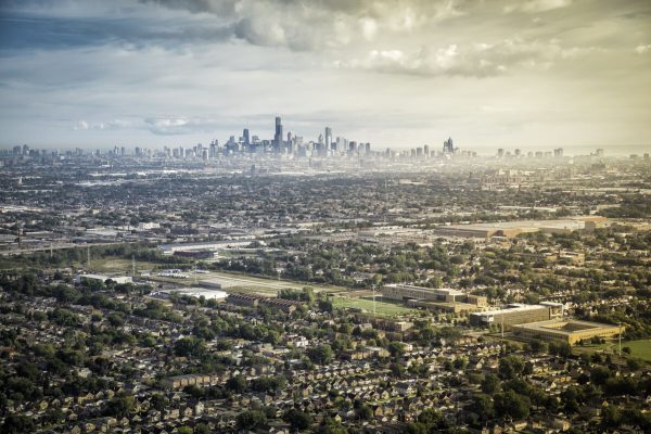 Typical,Suburbs,Buildings,Against,Chicago,Downtown,-,Wide,Angle