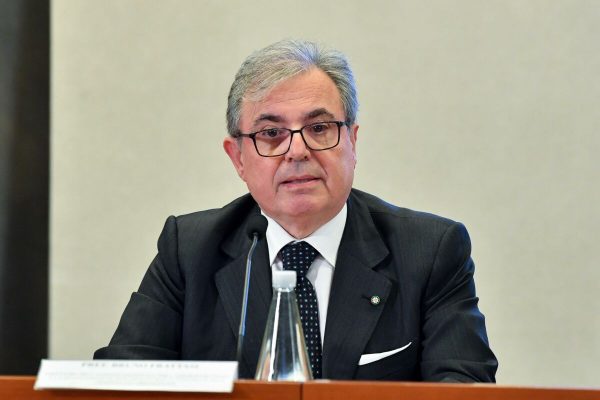 Il prefetto Bruno Frattasi, durante una conferenza stampa di presentazione di una portale on line che contiene tutte le informazioni riguardanti le aziende confiscate alla criminalità organizzata, con una sezione dedicata all'Agenzia per i beni sequestrati e confiscati e una aperta a tutti i cittadini, Roma, 26 novembre 2019. 
ANSA/ALESSANDRO DI MEO