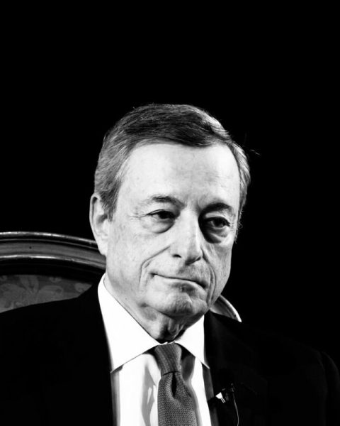 L'ex premier Mario Draghi alla presentazione del libro di Aldo Cazzullo "Quando eravamo padroni del mondo", Roma, 29 novembre 2023.
/////
Former Italian Prime Minister, Mario Draghi, atttends the presentation of Italian journalist Aldo Cazzullo's book "When we were masters of the world" ("Quando eravamo padroni del mondo"), Rome, Italy, 29 November 2023.
ANSA/MASSIMO PERCOSSI