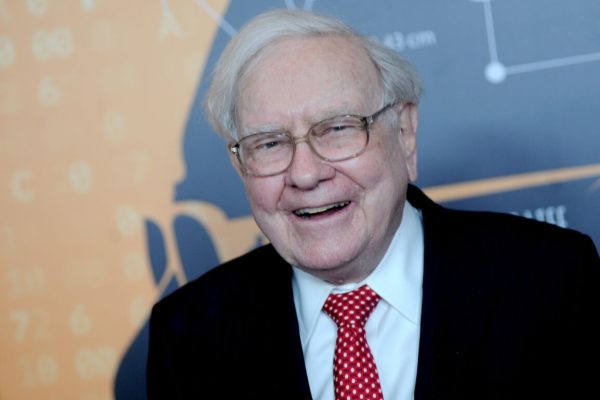 Warren Buffet attends the world premiere of Becoming Warren Buffet (HBO Documentary Films) at the Museum of Modern Art in New York City, NY, USA, on January 19, 2017. Photo by Dennis Van Tine/ABACAPRESS.COM