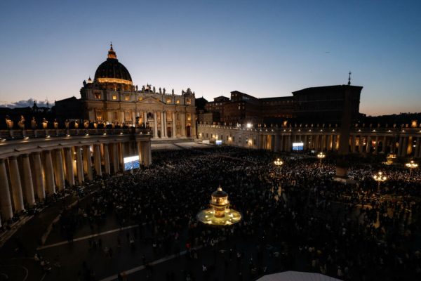 san pietro conclave starlink