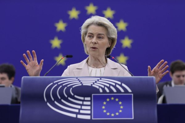 piano ue lotta povertà von der leyen