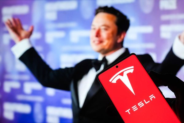 tesla musk semiconduttori
