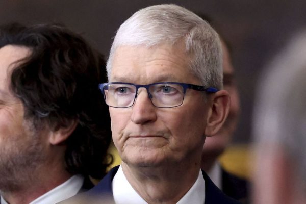 apple ceo tim cook