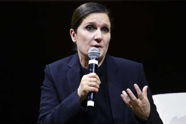 Maria Grazia Chiuri è nuova direttrice creativa di Fendi.