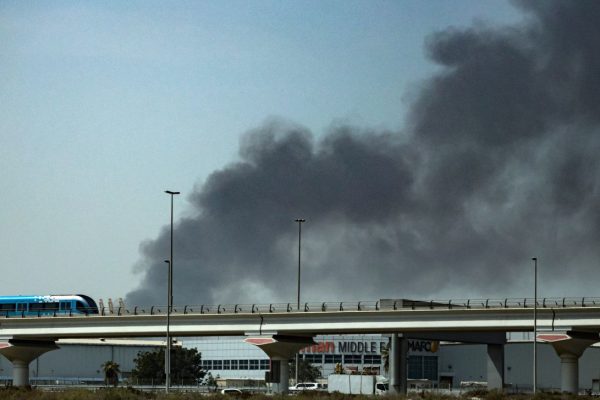 attacchi iran aeroporto dubai