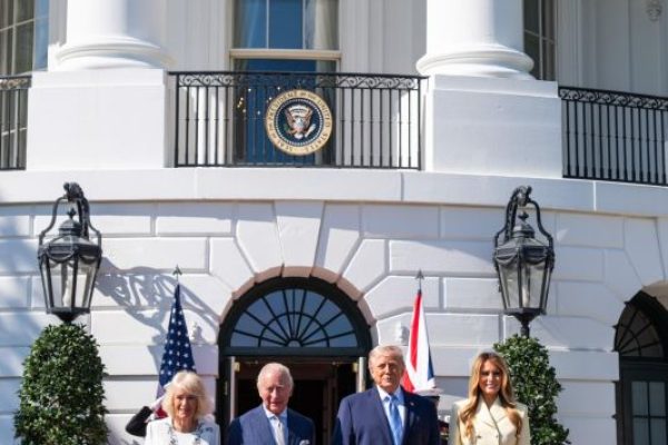 Visita Carlo Camilla USA