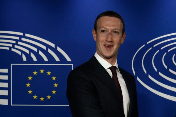 Brussels,,Belgium.,May,22th,,2018.,Facebook's,Ceo,Mark,Zuckerberg,Shakes